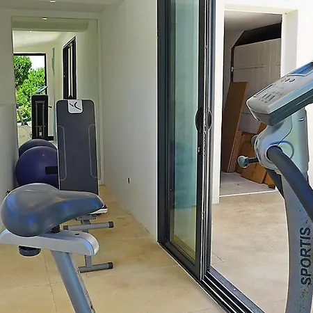 Vakantiehuis Sainte-maxime Sleeps 10 Pool Wifi *