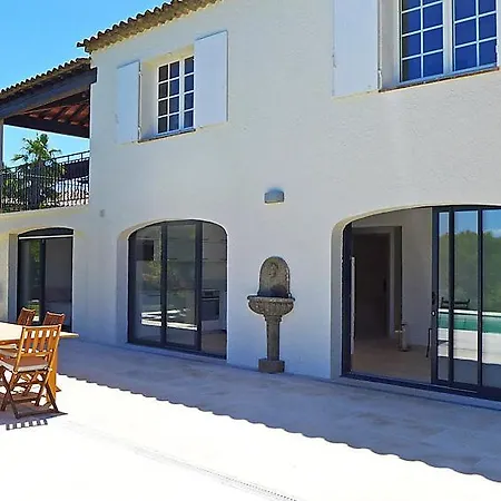 Sainte-maxime Sleeps 10 Pool Wifi 펜션